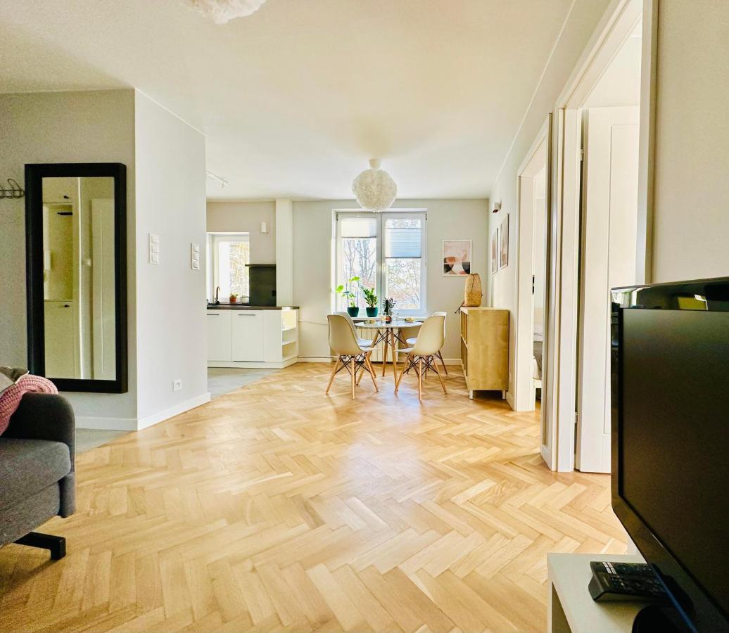 Eastside Warsaw Apartment Экстерьер фото